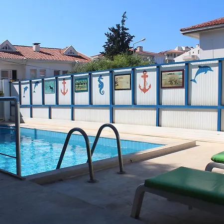 Yalcinkayalar Appart hôtel *