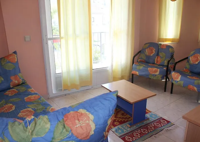 Yalcinkayalar * داتْشا